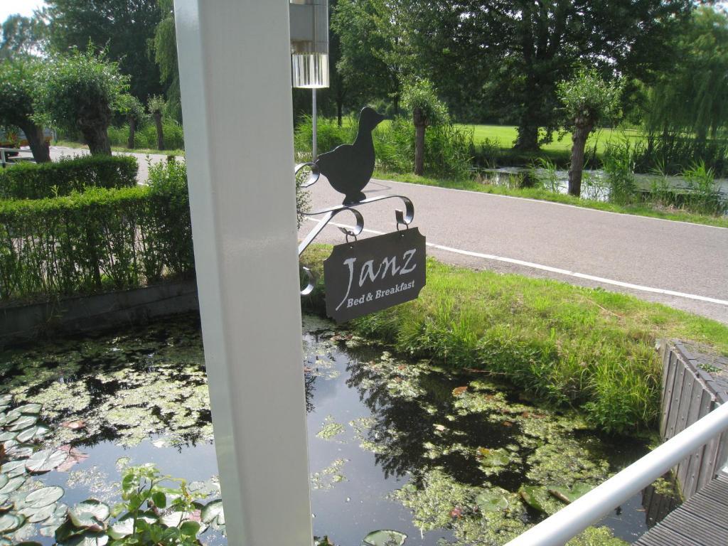 Bed and Breakfast Janz Capelle an der IJssel Exterior foto
